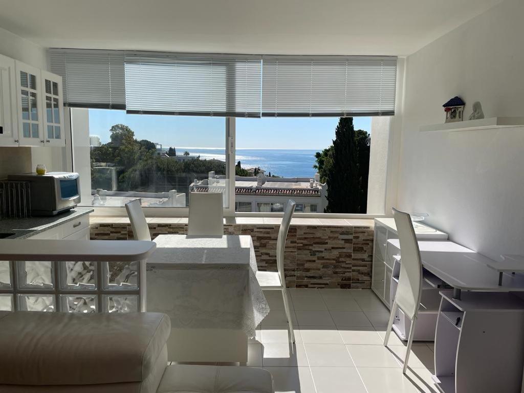 Precioso estudio en zona residencial Miraflores Málaga Exterior foto