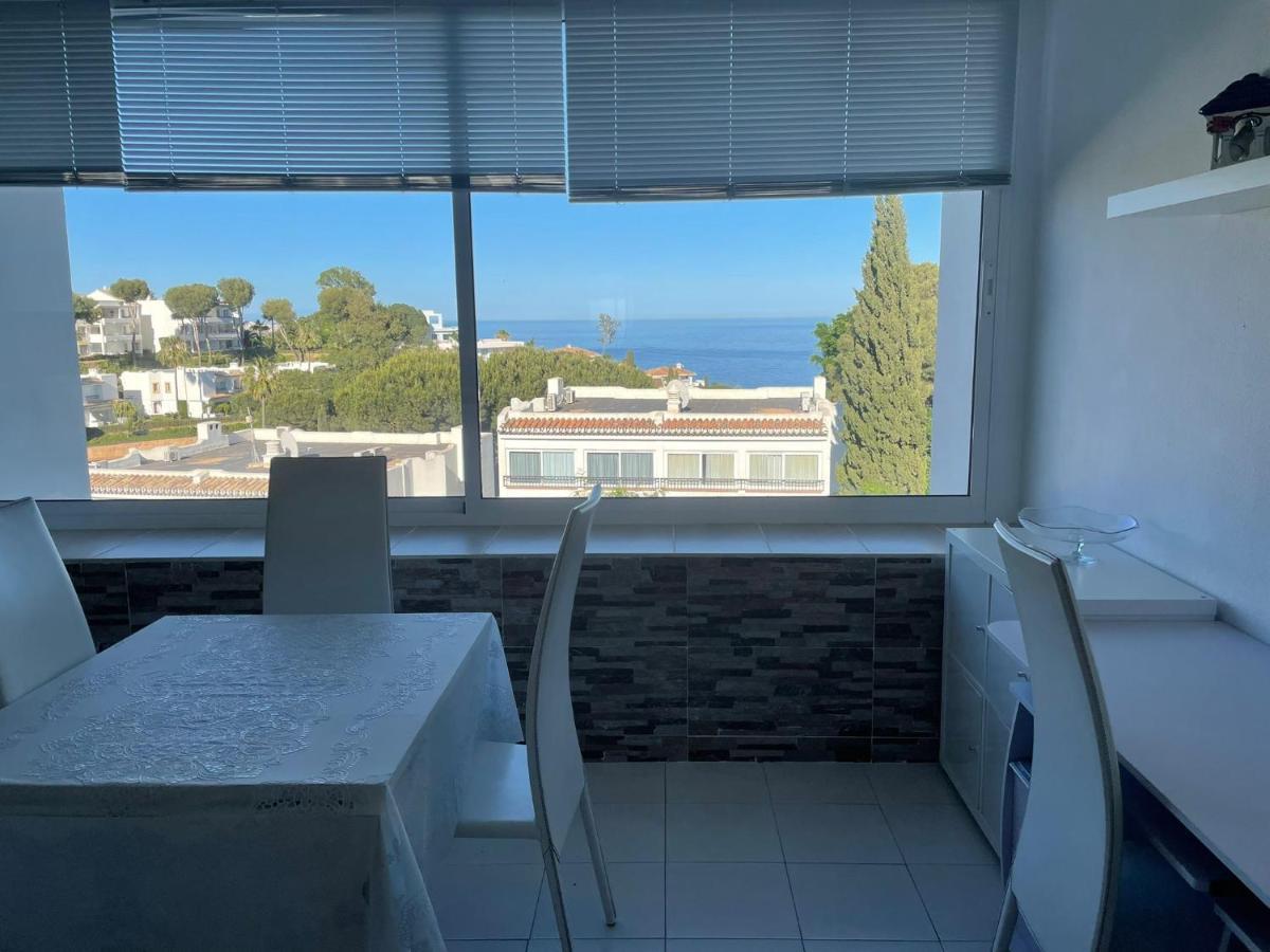 Precioso estudio en zona residencial Miraflores Málaga Exterior foto