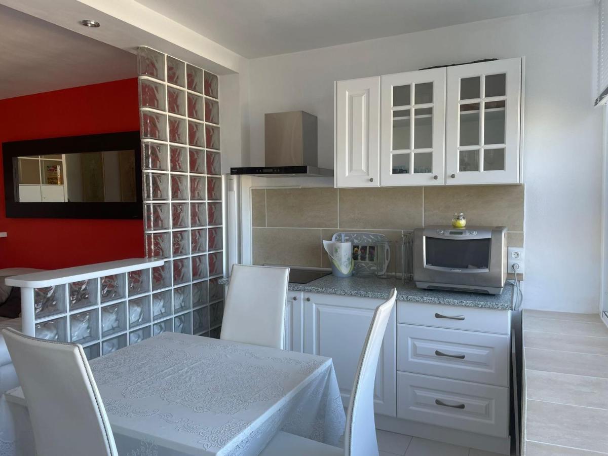 Precioso estudio en zona residencial Miraflores Málaga Exterior foto